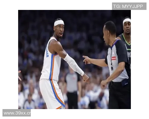 科尔谈SGA与巴特勒造犯规技巧强调防守时应向裁判展示双手