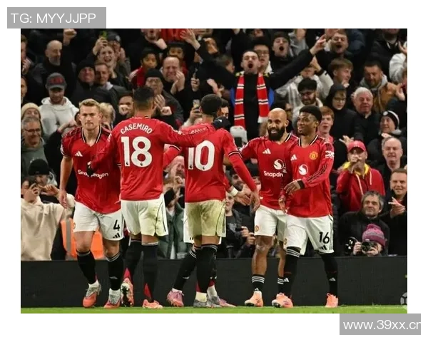 曼联10月最佳球员候选名单揭晓库尼亚姆伯莫拉门斯德里赫特争夺荣誉